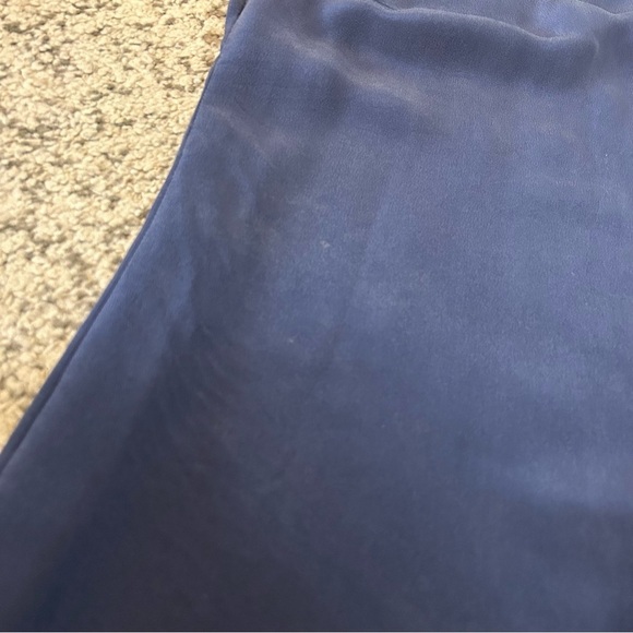 Lilly Pulitzer Andria Navy Blue 110% Silk Button Up Sleeveless Blouse Size Small - Picture 6 of 11